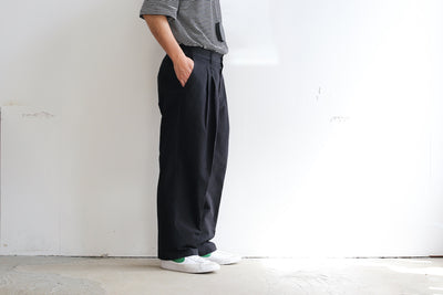 Kontor 2 PLEAT COATED TROUSERS（limited item)