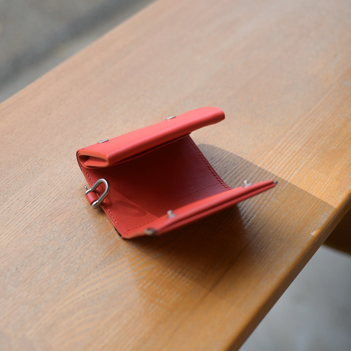 DERRICK - SHACKLE TRIFOLD WALLET