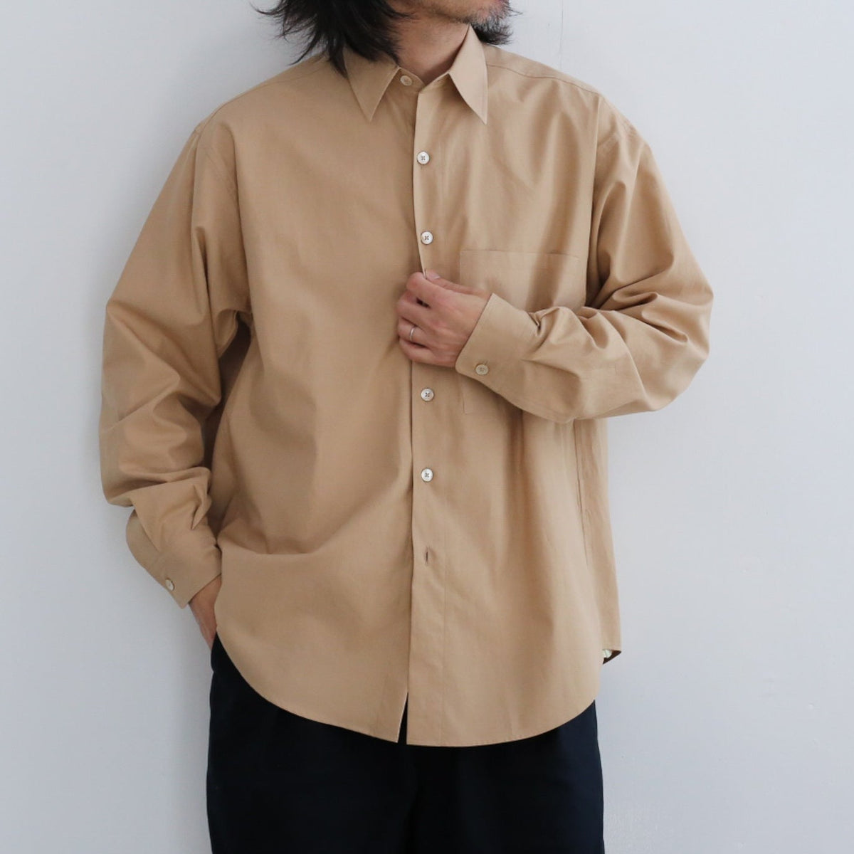 AURALEE WASHED FINX TWILL BIG SHIRTLIGHT BROWN – Chum!