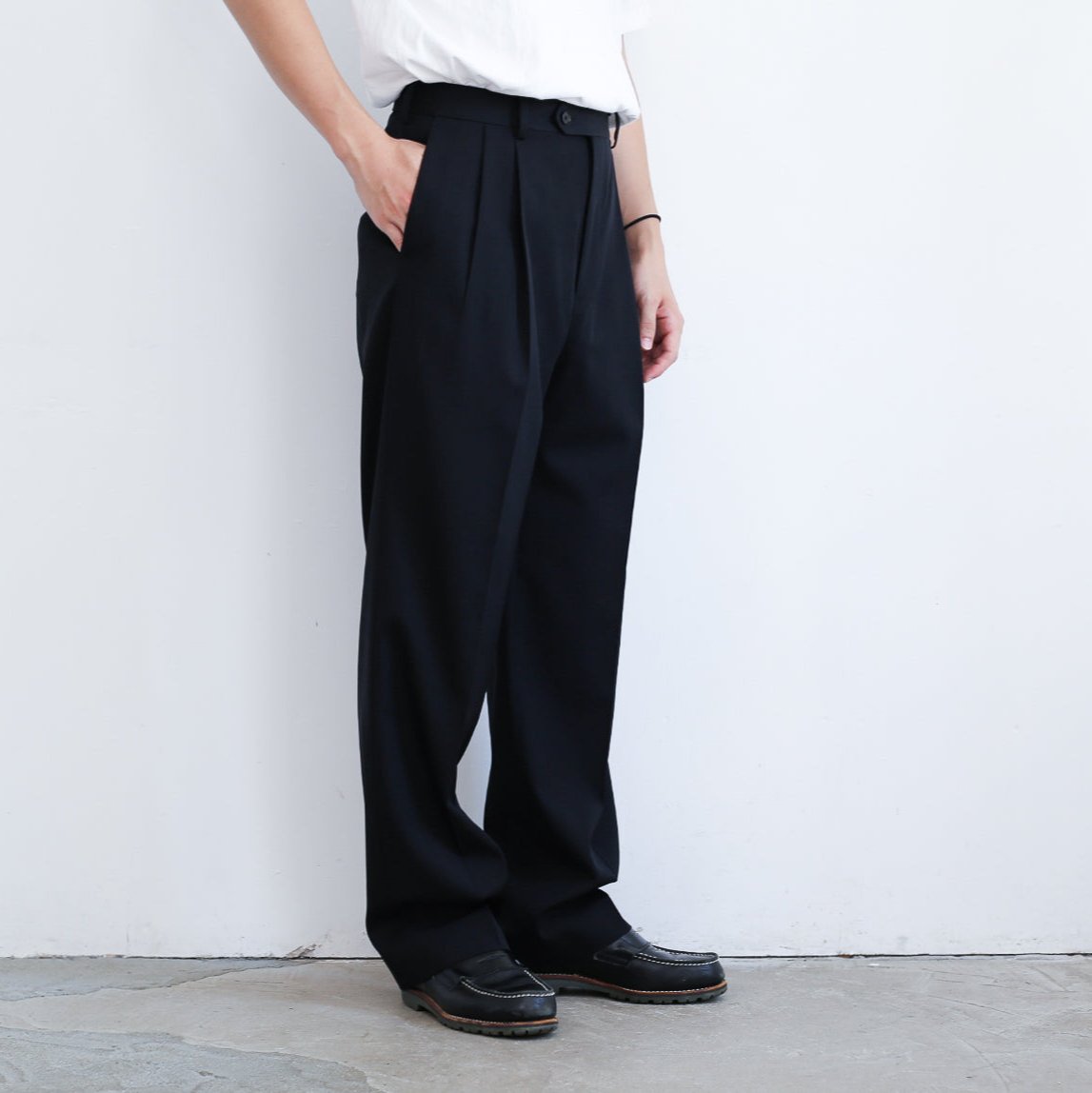 【24AW】AURALEE LIGHT WOOL MAX GABARDINE TWO-TUCK SLACKS 