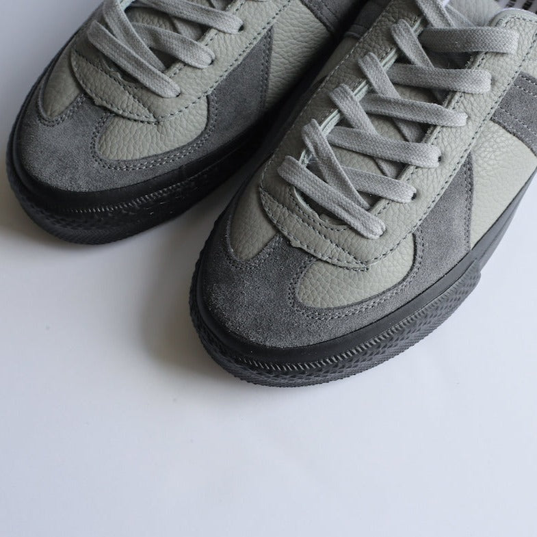 REPRODUCTION OF FOUND For Graphpaper GERMAN MILITARY TRAINER/ MODIFIED.  SKATEBOARDING GRAY for Women's