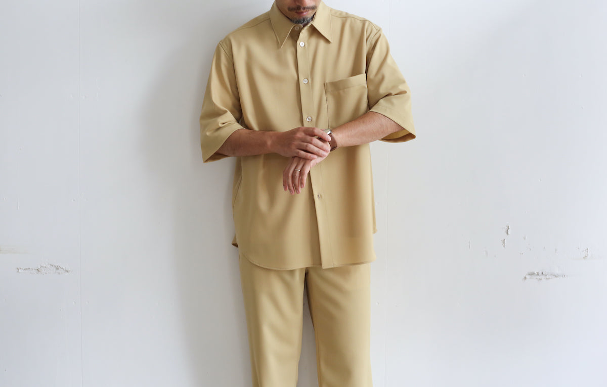 AURALEE HARD TWIST WOOL DOBBY HALF SLEEVED SHIRTS & SLIT SLACKS – Chum!