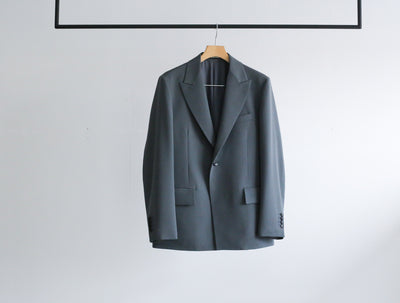 AURALEE  LIGHT WOOL MAX GABARDINE JACKET & SLACKS