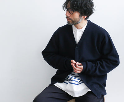 BODHI  MIDDLE WEIGHT CASHMERE CARDIGAN