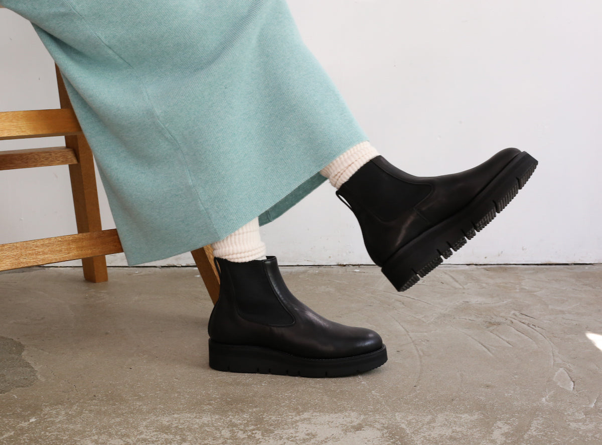 BEAUTIFUL SHOES BRITISH SIDEGORE – Chum!