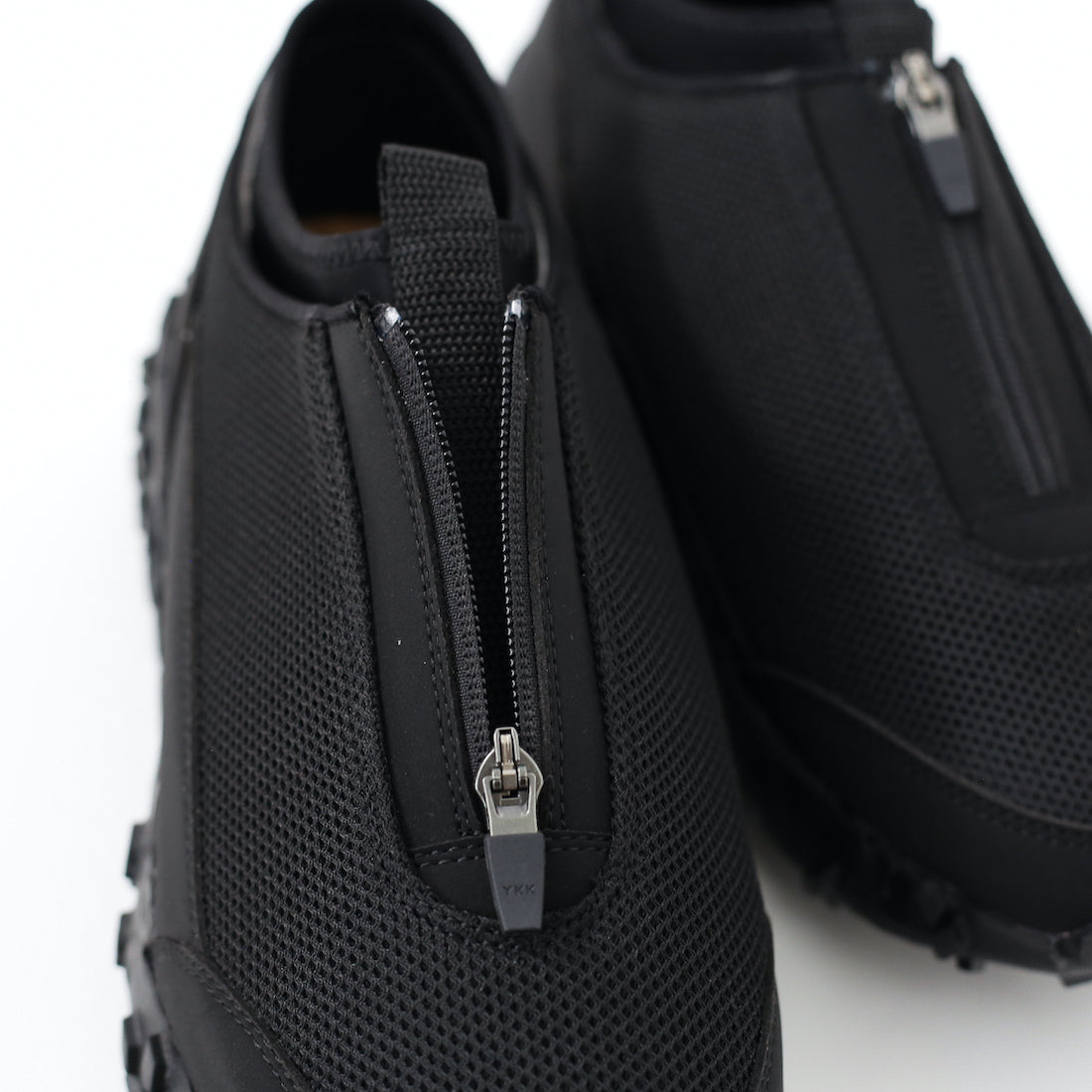 pg TWILIGHT 2 – Chum!