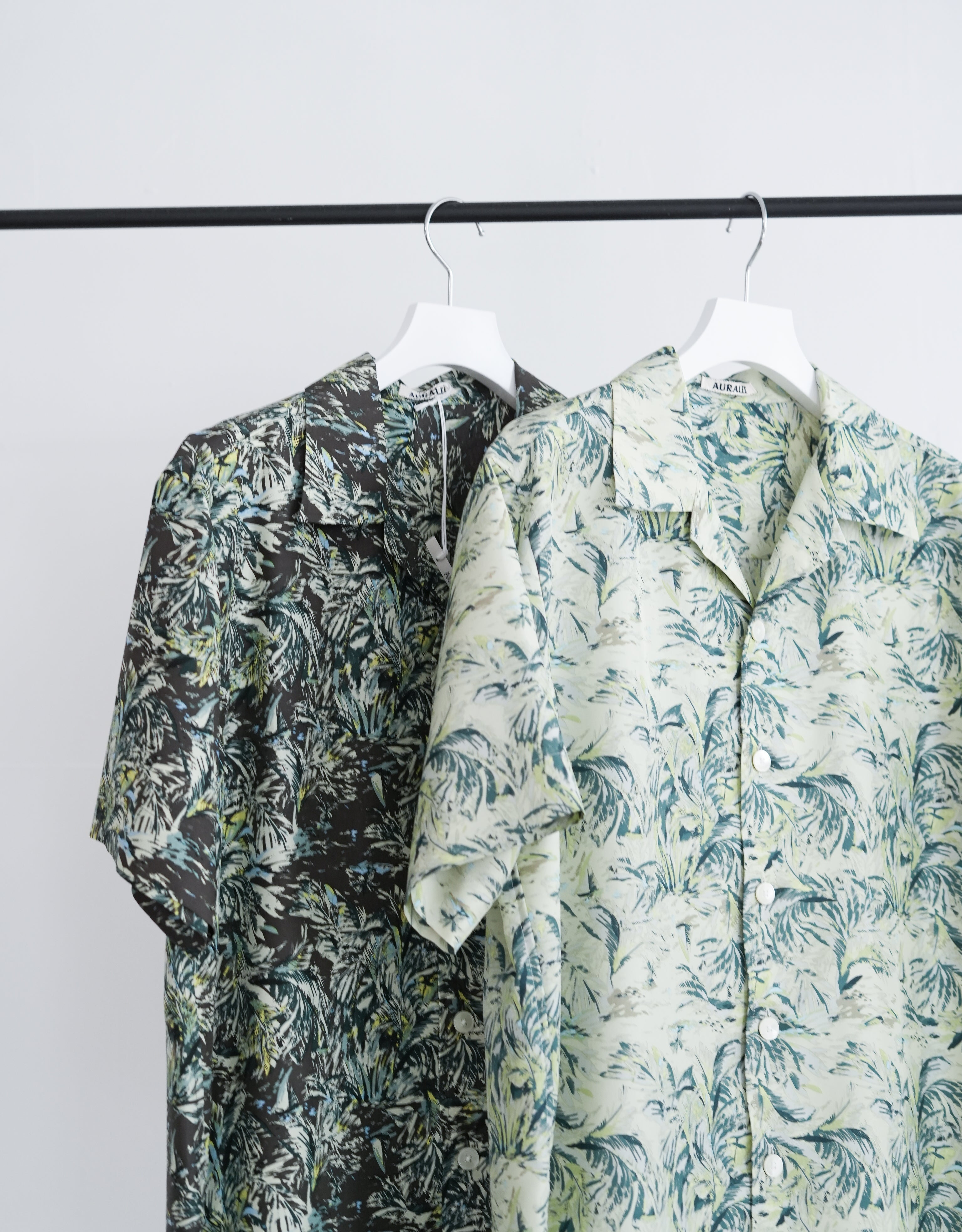 AURALEE PRINTED AIRY SILK HALF-SLEEVED SHIRT – Chum!