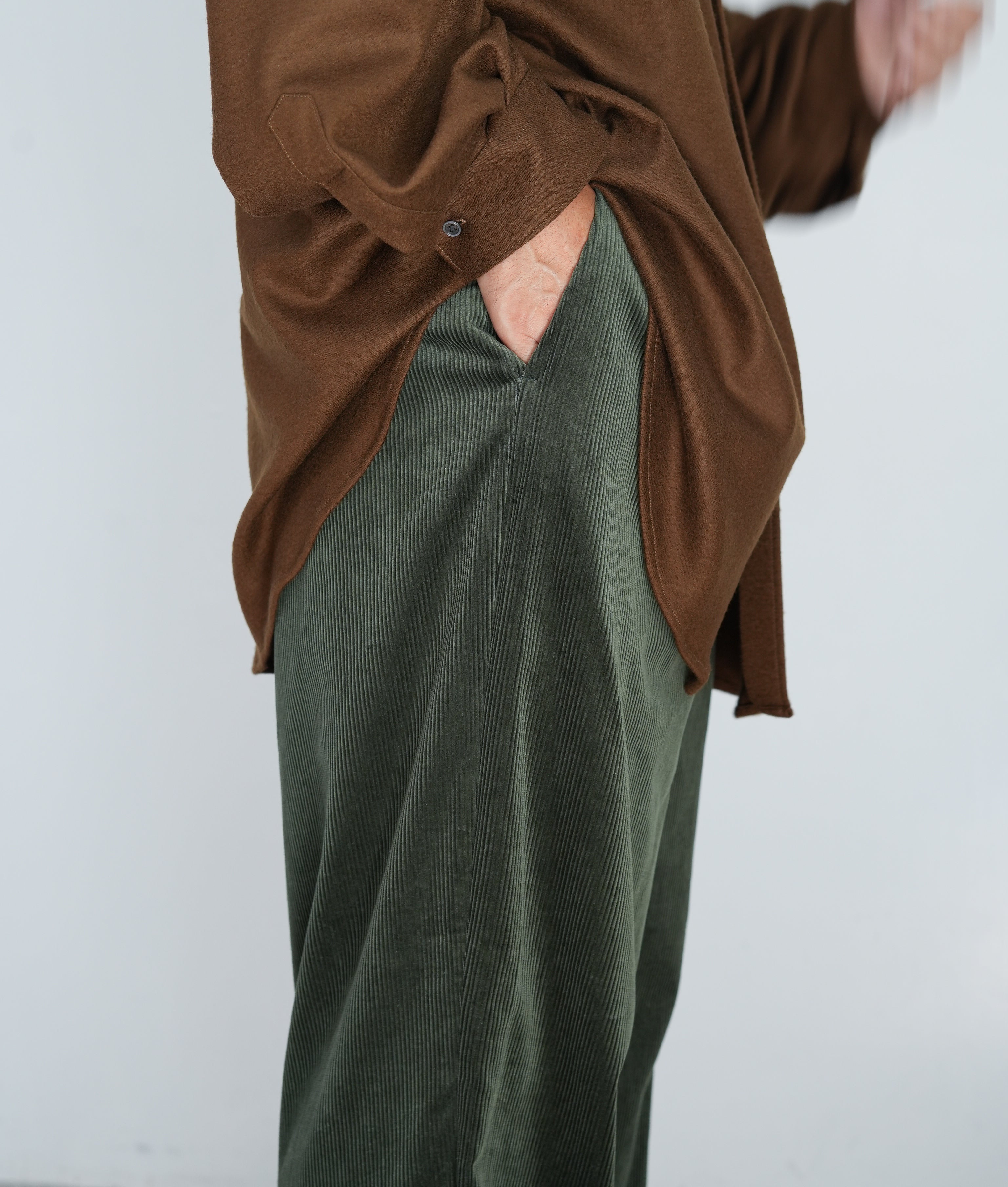 Graphpaper Suvin Corduroy Wide Straight Trousers – Chum!