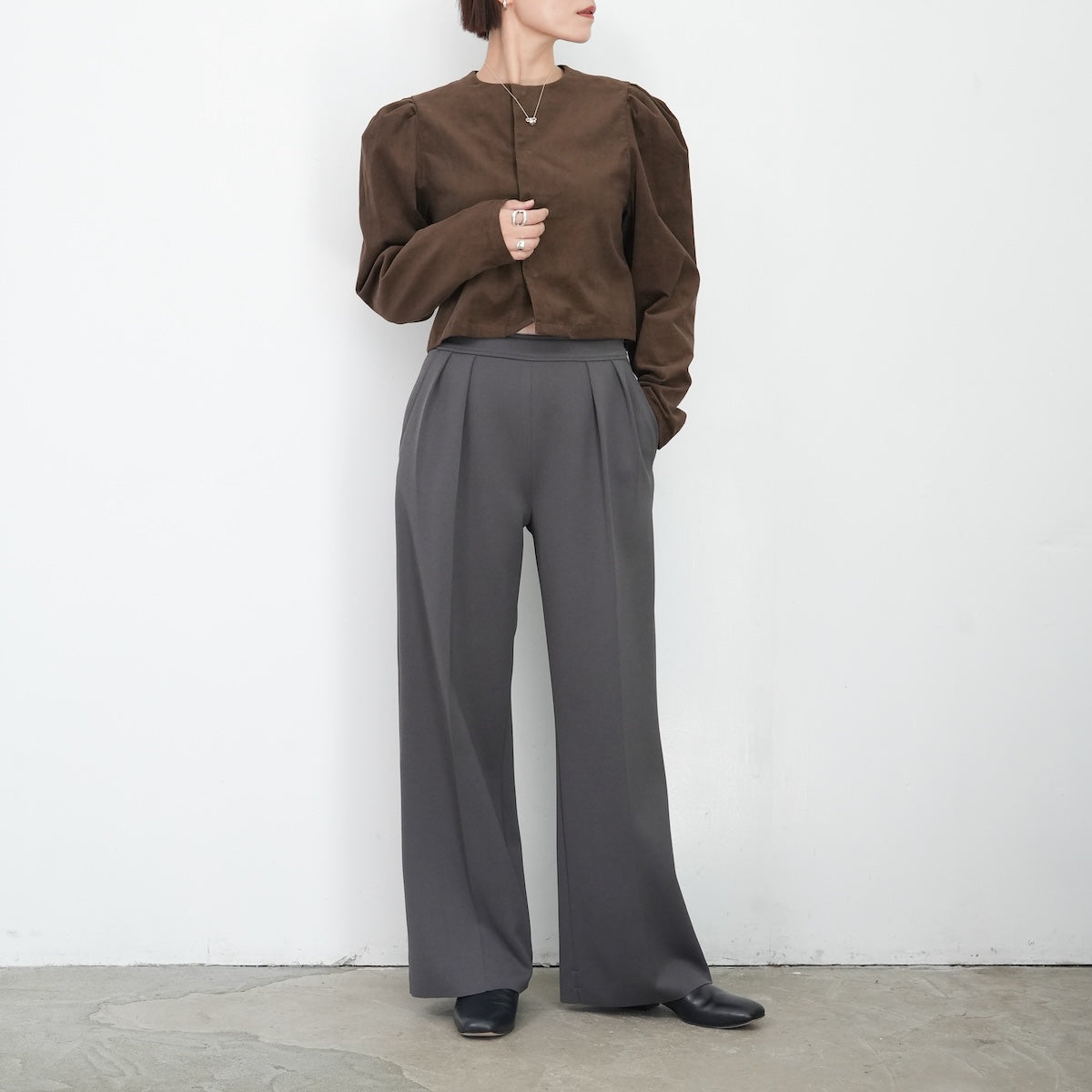 PHEENY Amunzen 2tuck wide pants – Chum!