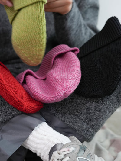 MEYAME FINE WOOL KNIT CAP / SOFT RIB TURTLENECK