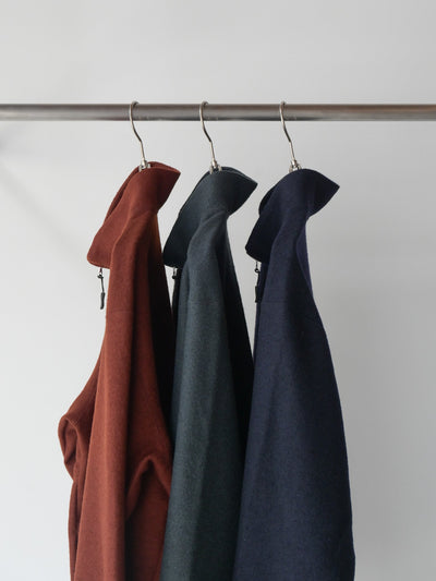 STILL BY HNAD BL03254