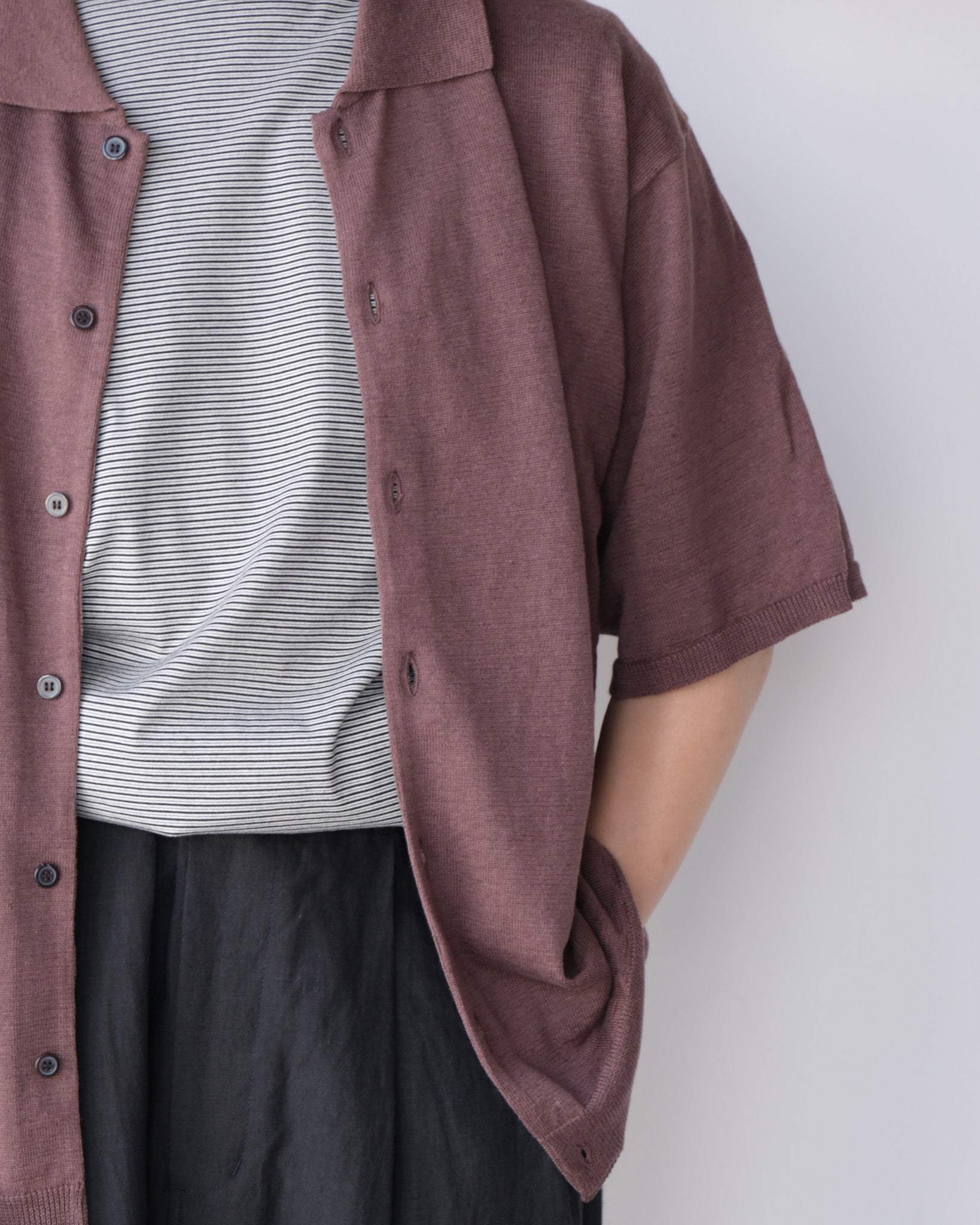 STILL BY HAND KN04262 / KN03262 – Chum!