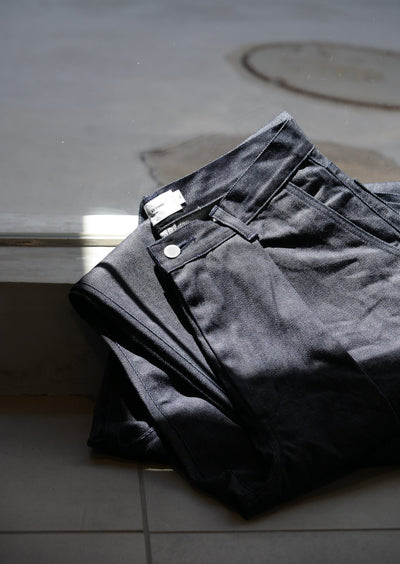 STILL BY HAND DN01253