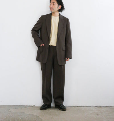 AURALEE  LIGHT WOOL MAX GABARDINE JACKET & TWO-TUCK SLACKS　