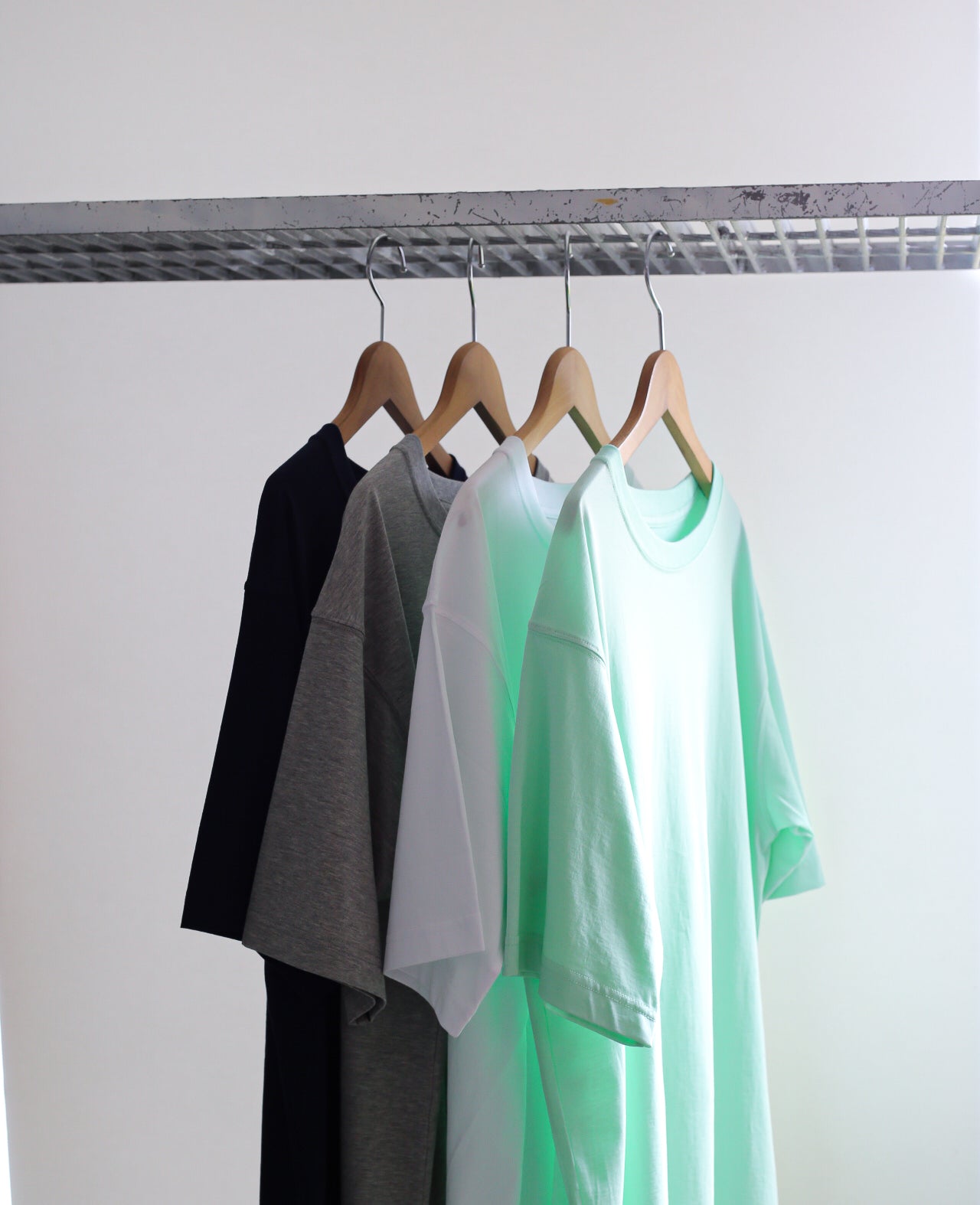 DRESS BIG T-SHIRT – Chum!