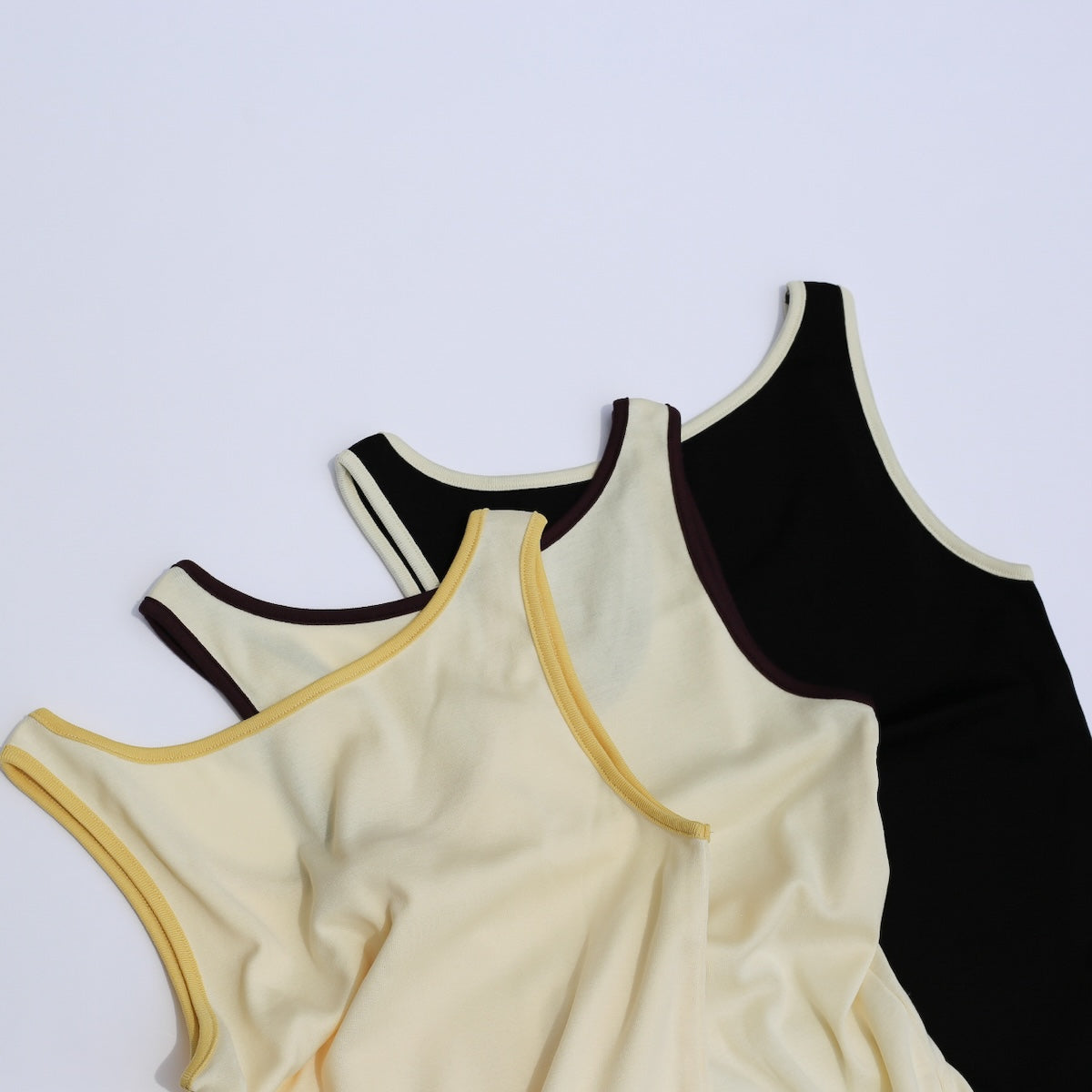 トップス BISOWN TRIM TANK VONIQUE / BISOWN / TRIM TANK