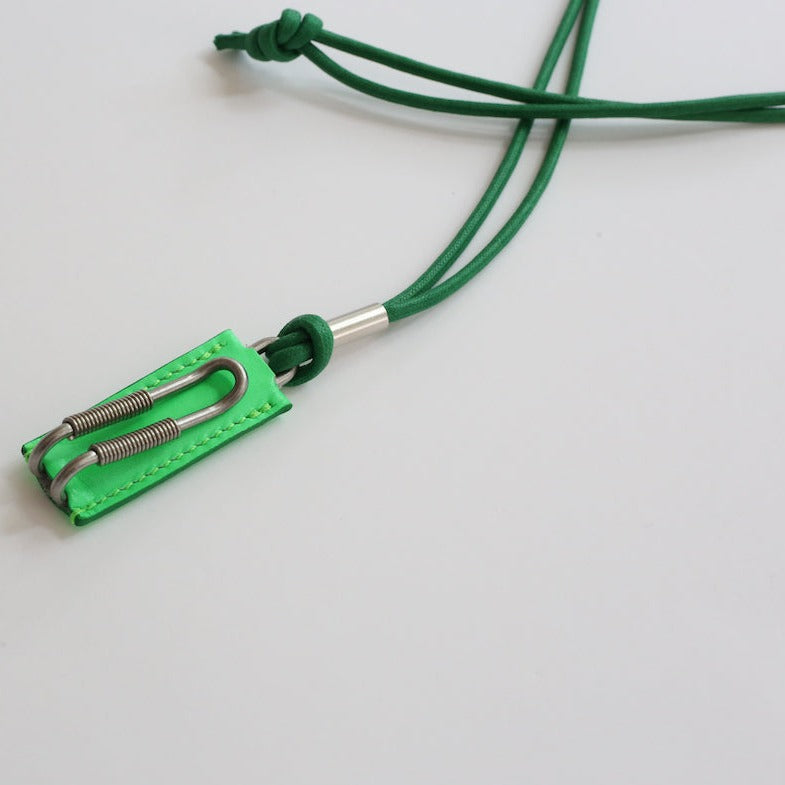 CLIX spring clip neck holder 