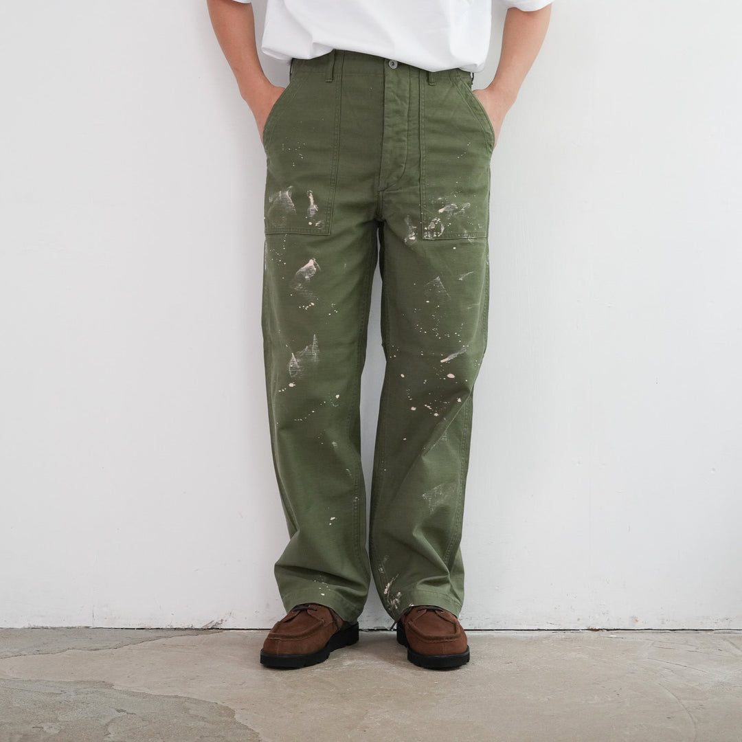 25AW】AURALEE WASHED BAGGY SATIN BLEACHED BAKER PANTS 