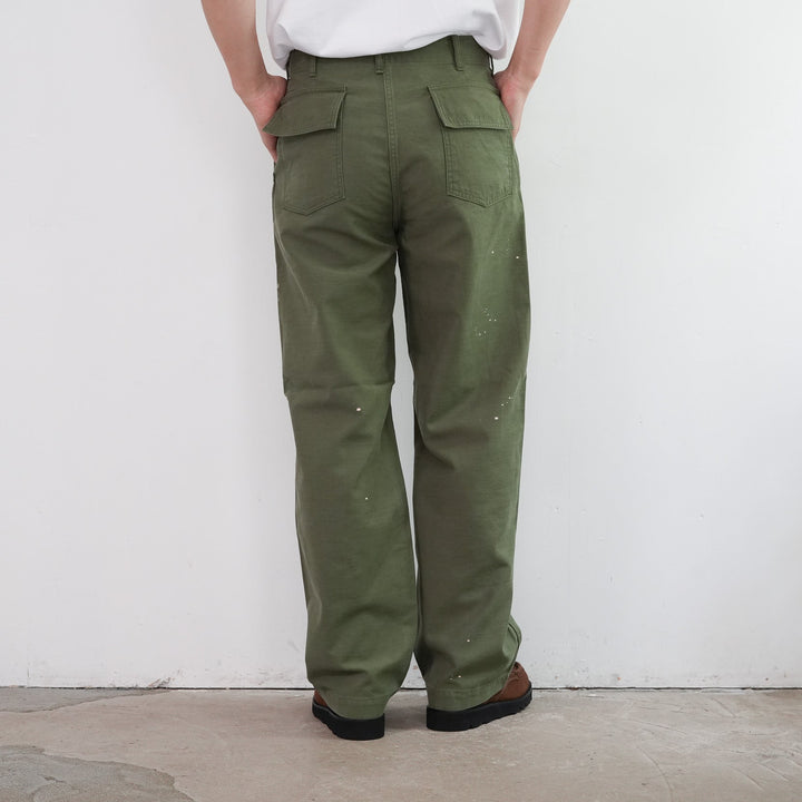 25AW】AURALEE WASHED BAGGY SATIN BLEACHED BAKER PANTS 
