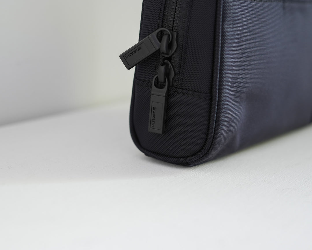 MONOLITH MOBILE POUCH STANDARD – Chum!