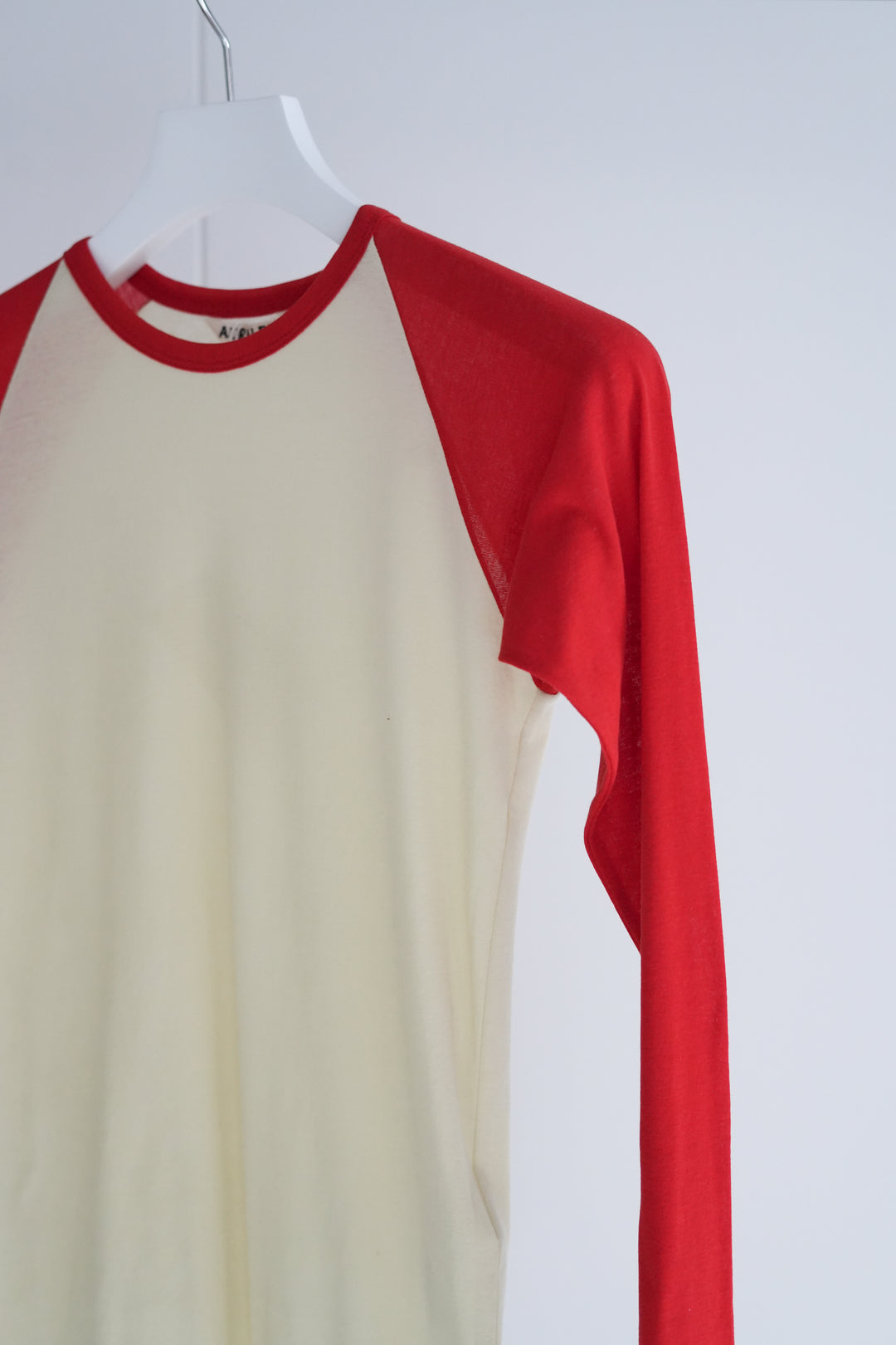 AURALEE SUPER HIGH GAUGE SHEER RIB RAGLAN P/O 