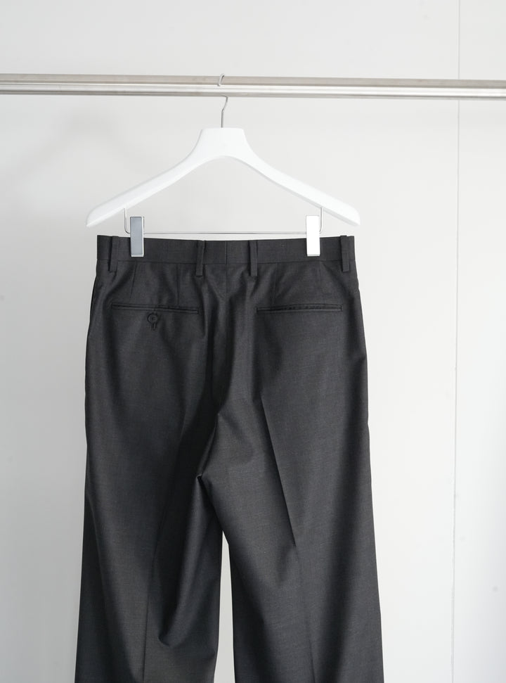 26SS】AURALEE ULTRA FINE TROPICAL WOOL TWO-TUCK SLACKS