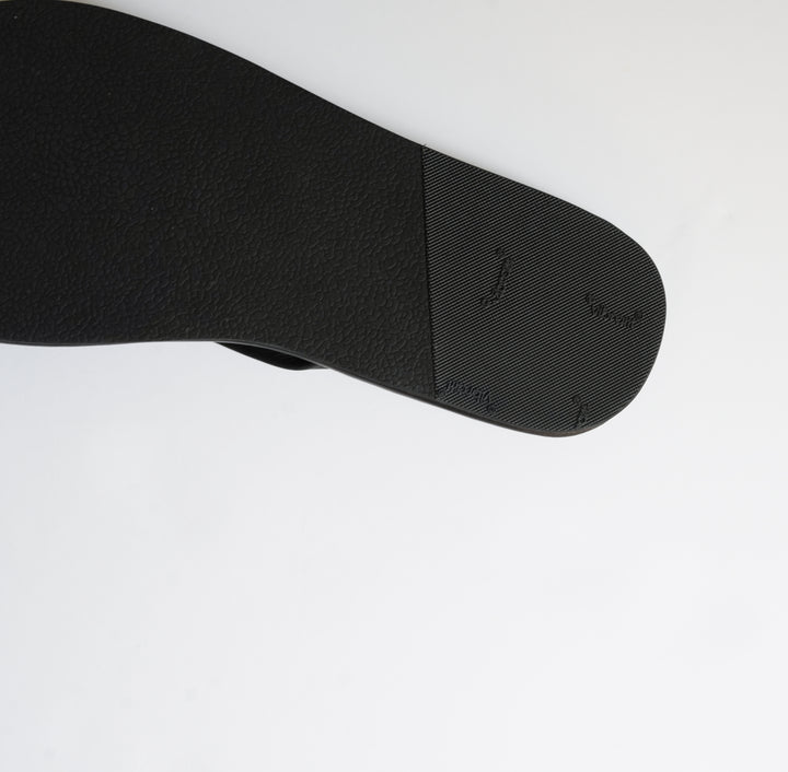 26SS】AURALEE SOFT LEATHER FLIP-FLOPS 