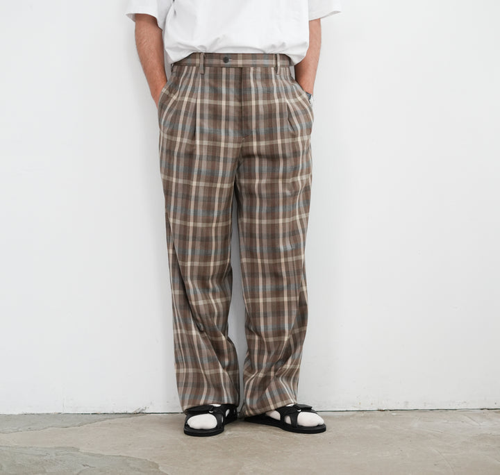 AURALE 26ssトロピカルウールチェックスラックスsize5新品 26SS】AURALEE SUPER FINE TROPICAL WOOL CHECK TWO-TUCK SLACKS