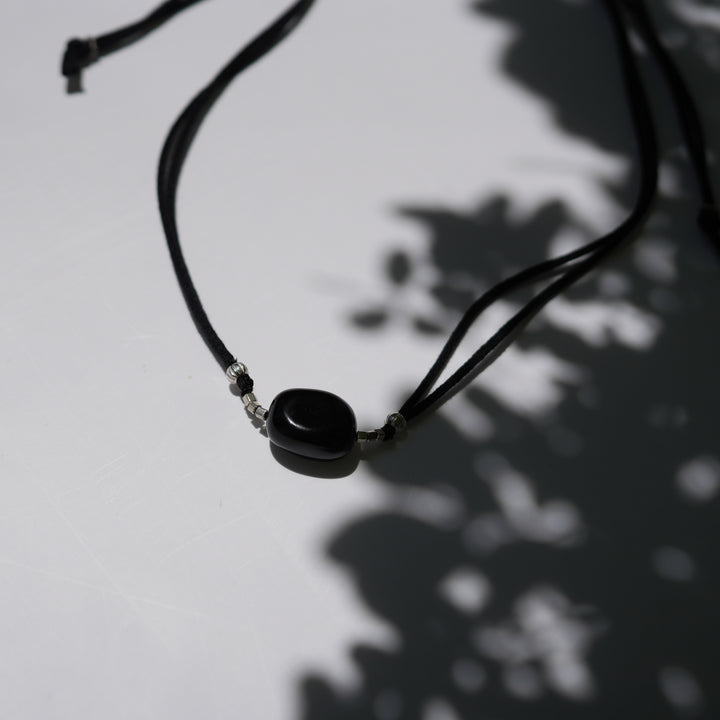 JöICEADDED Stone Fragment Necklace