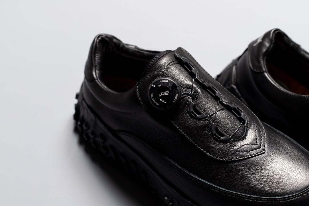 pg THROUGH | BLACK – Chum!