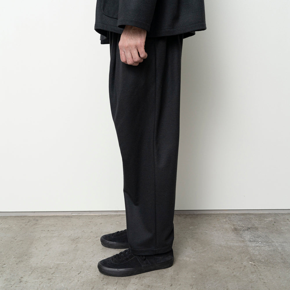 STILL BY HAND / CS04253 – Chum!