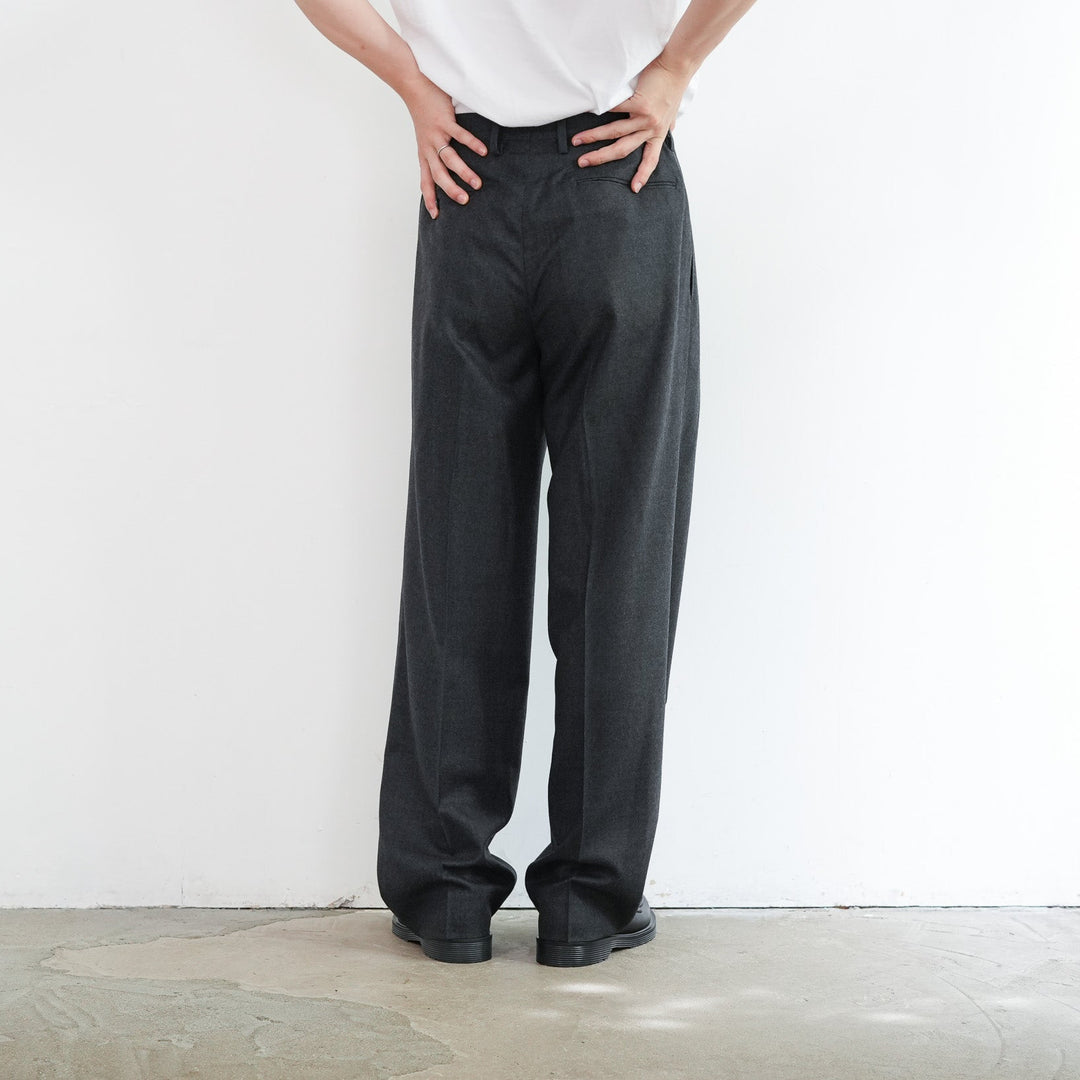 25AW】AURALEE SUPER LIGHT WOOL TWO-TUCK SLACKS 