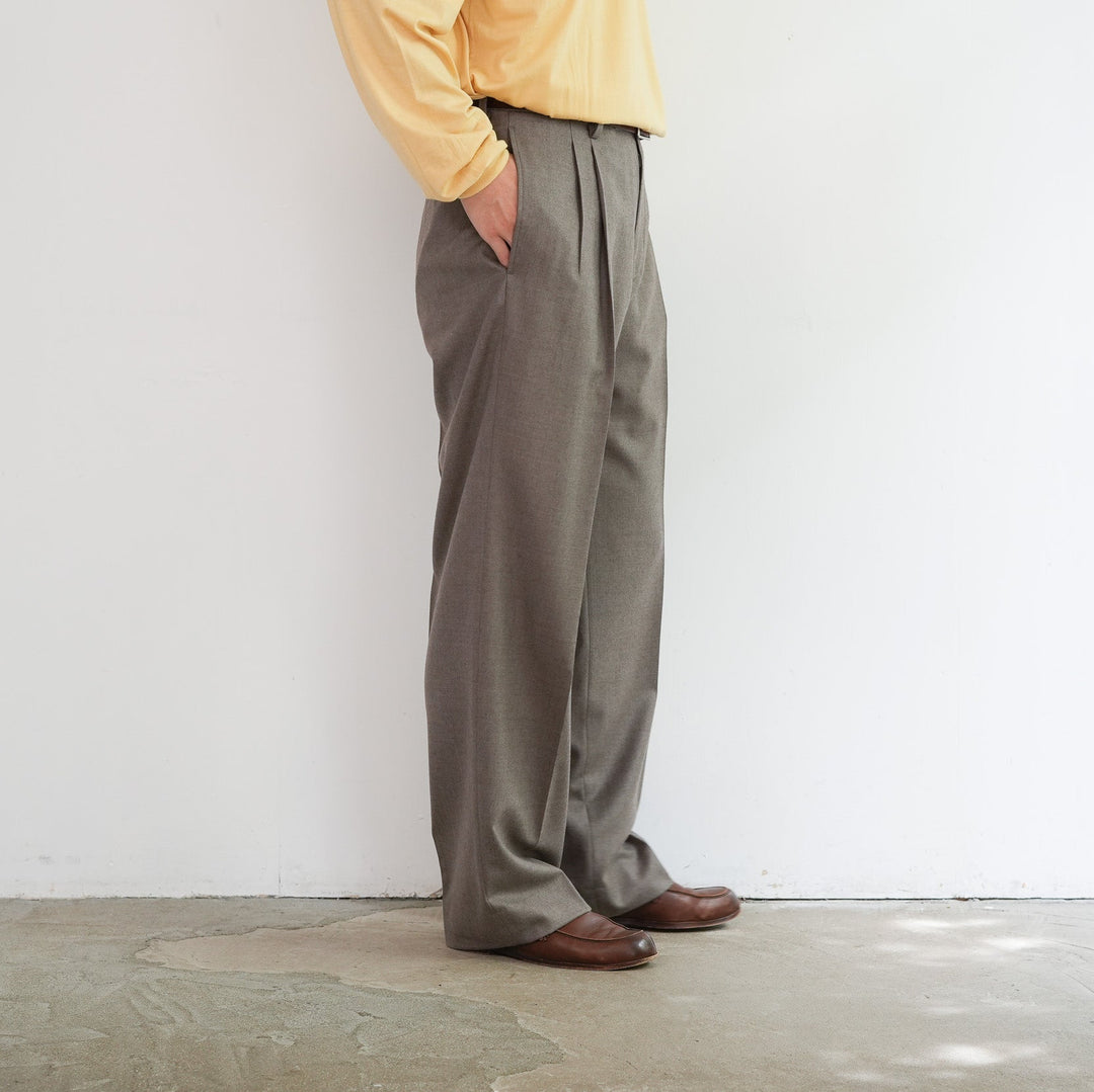 【美品】auralee 25SS TWO-TUCK SLACKS 25AW】AURALEE SUPER LIGHT WOOL TWO-TUCK SLACKS 