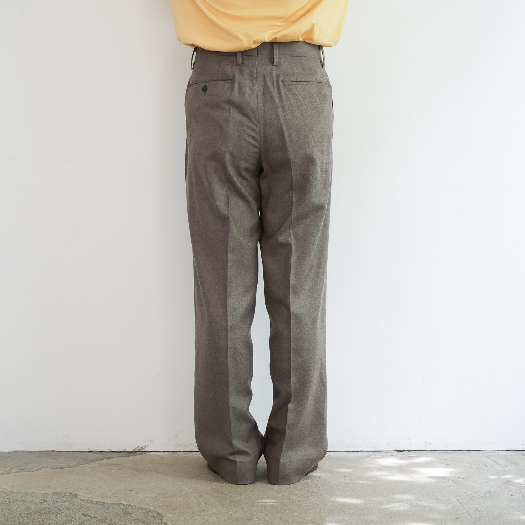 パンツ AURALEE 25AW TWO-TUCK SLACKS 25AW】AURALEE SUPER LIGHT WOOL TWO-TUCK SLACKS 