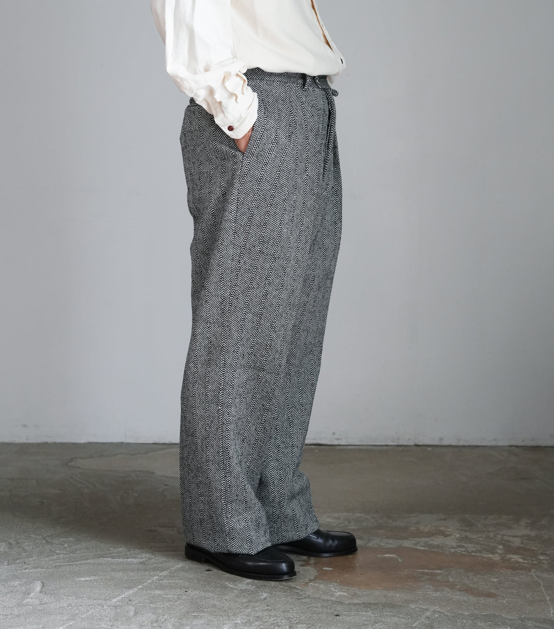 パンツ NEAT / Wool Herringbone Wide 46 26AW】NEAT Random Herringbone Wide – Chum!