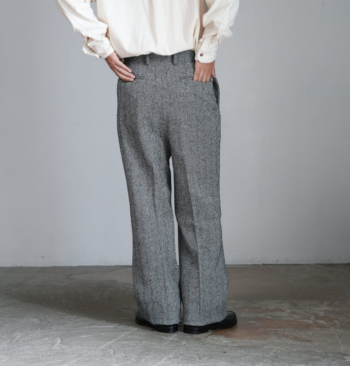 26AW】NEAT Random Herringbone Wide – Chum!
