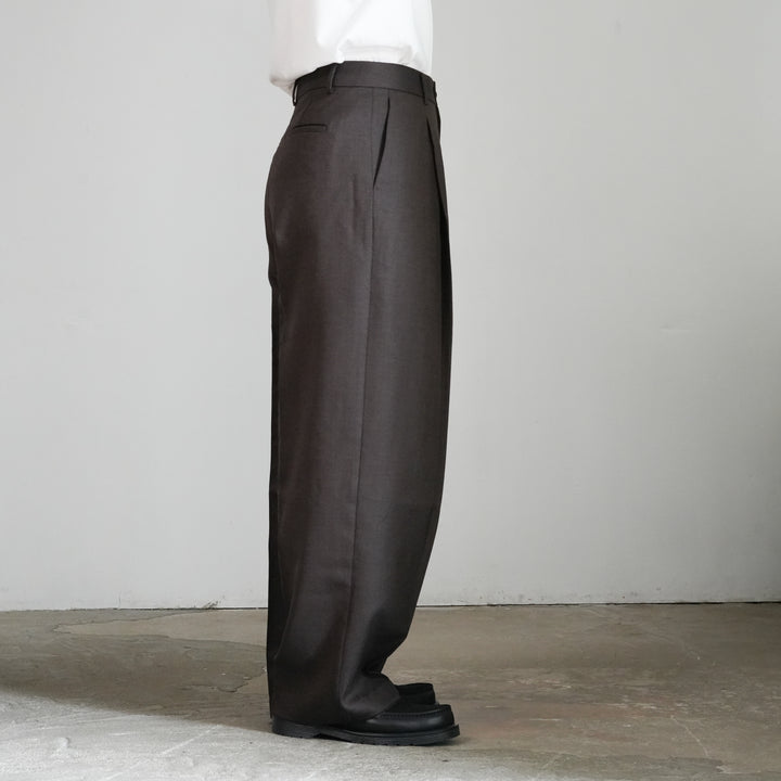 パンツ BISOWN MIDDLEWOOL DEEPTUCK TROUSERS 25AW】BISOWN MIDDLEWOOL DEEP TUCK TROUSERS 