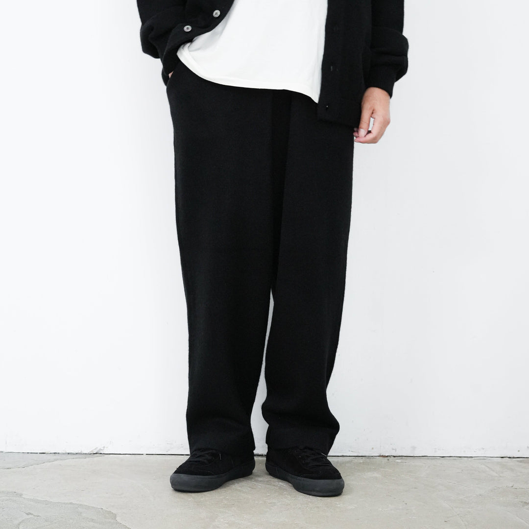 WALENODE Innocent YAK Wide tapered pants 