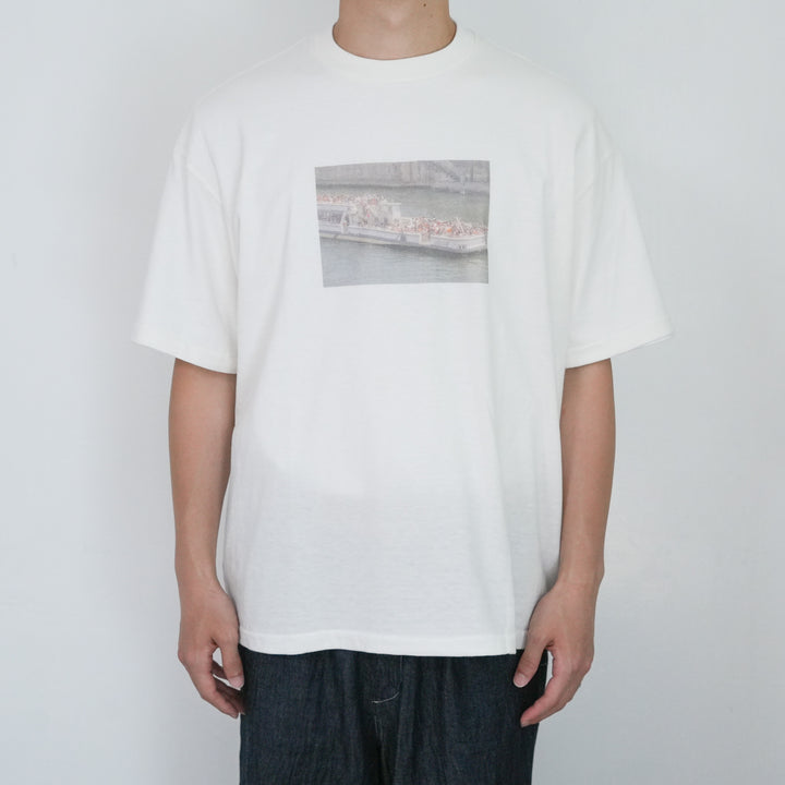 awasa Takuroh Toyama × awasa フォト Tシャツ – Chum!