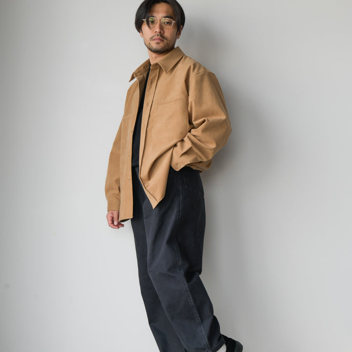 STILL BY HAND / BL02254 – Chum!