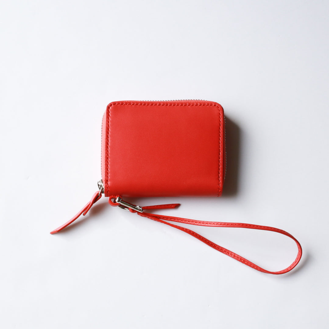 MARKA - KARABINER STRAP ROUND ZIP PURSE 