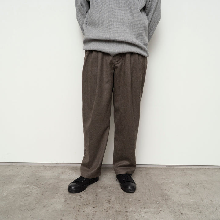 STILL BY HAND / PT04254 – Chum!