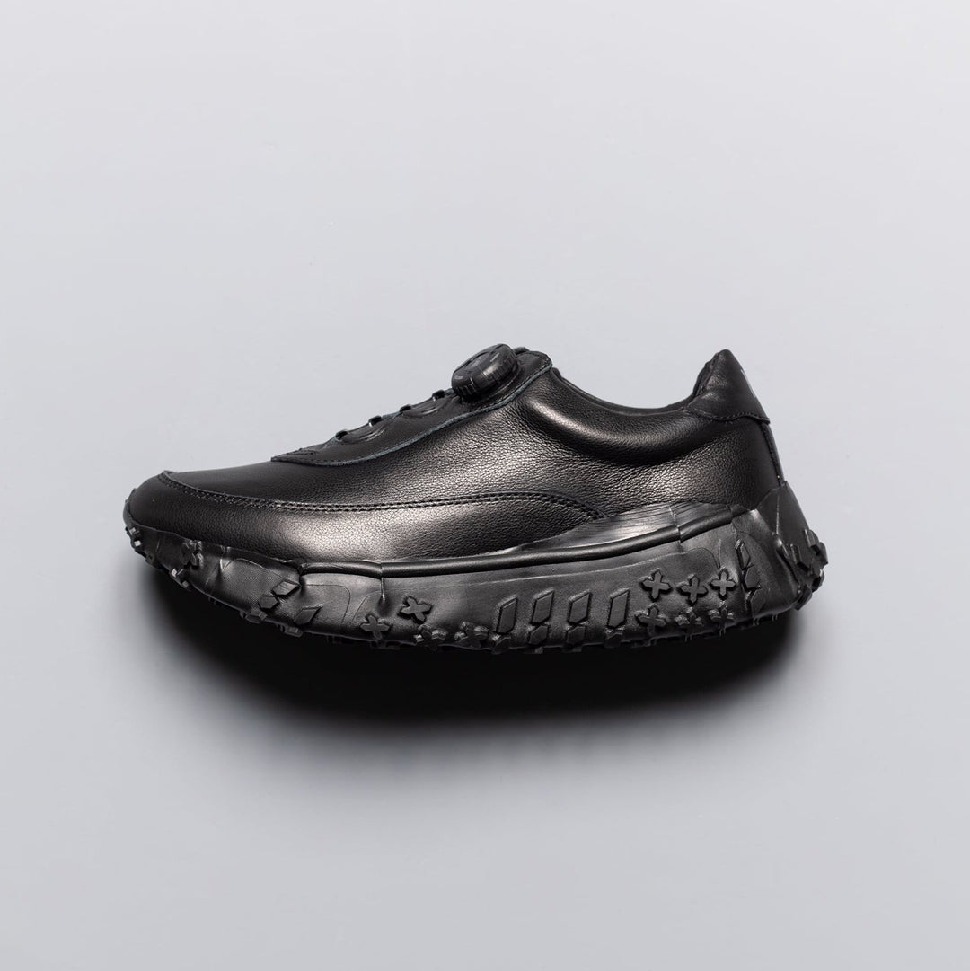 pg THROUGH | BLACK – Chum!